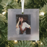 Minimale grijze moderne | Foto van Merry en Marrie Glas Ornament<br><div class="desc">Minimalistisch en modern | Fantastisch en gehuwd fotografie gewoon kerstgrijs Ornament</div>