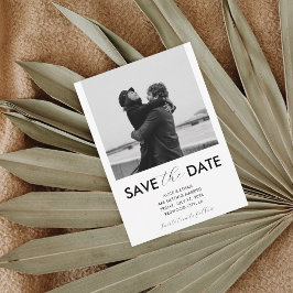 Minimale handgeschreven foto met script, wit save the date