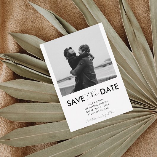 Minimale handgeschreven foto met script, wit save the date