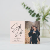 Minimale handmatige foto Opslaan Datum roze Aankondigingskaart (Staand voorkant)