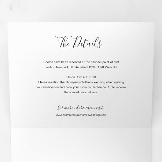 Minimale huwelijksfoto met RSVP QR-code en details Drieluik Uitnodiging (Binnenzijde eerst)