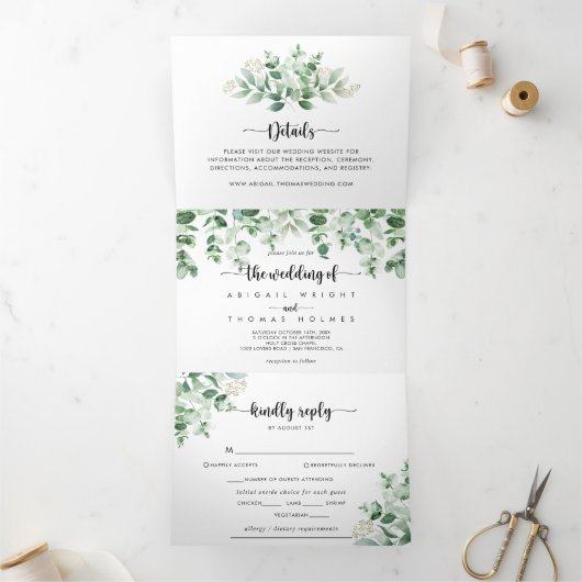 Minimale kalligrafie Groene Eucalyptus Weddenschap Drieluik Uitnodiging (Binnen)