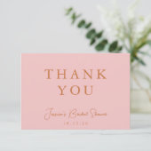 Minimale kalligrafie Roze Vrijgezellenfeest flat Bedankkaart (Staand voorkant)