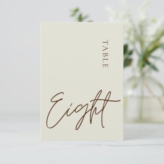 Minimale kalligrafie Tabel acht Tabelnummer Kaart (Staand voorkant)