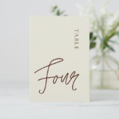 Minimale kalligrafie Tabel fourTable Number Kaart (Staand voorkant)