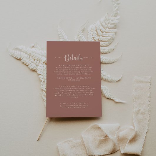 Minimale kalligrafie Terracotta Wedding Details Informatiekaartje