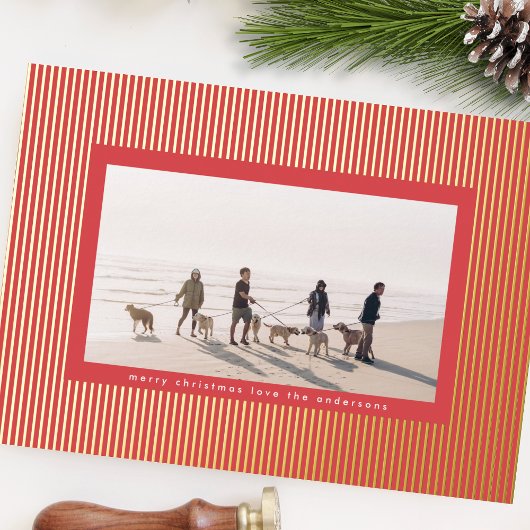 Minimale kerstfoto met Gold & Red Pin Stripe Folie Feestdagenkaart