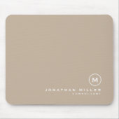 Minimale klassieke monogram naam beige muismat (Voorkant)