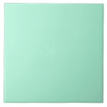 Minimale kleuromvang van pasta-groene Mint Solid C Tegeltje<br><div class="desc">Levendige groene kleur van de lichte lenteveer. Minimalistische,  eenvoudige,  moderne,  trendy-chic-pasteltestethiek in fijne groene vaste kleur. Pastel groen depot,  pastelgroen esthetisch decor,  pastelgroene keuken,  pastelgroene kleur. Pastelgroene keramische tegel.</div>