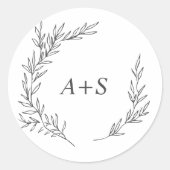 Minimale lebben | Donkere grijze monogram envelop Ronde Sticker (Voorkant)