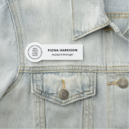 Minimale logo toevoegen medewerker naamplaatje