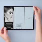 Minimale Luxale Boutique Black/Blue Brochure (Hand)