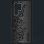 Minimale metalen goudachtergrond samsung gala galaxy hoesje<br><div class="desc">Afbeelding van een donkergrijs metalen ontwerp geborsteld aluminium met zwarte florale paisley kant.  en optioneel monogram</div>