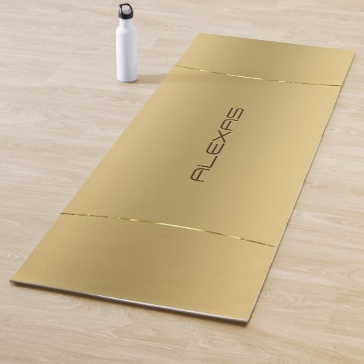 Minimale metalen goudachtergrondyoga yogamat (In situ)