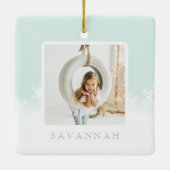 Minimale mint Green Ombre & Snowflake twee foto Keramisch Ornament (Achterkant)