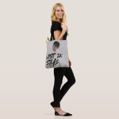 Minimale mode citaat tote bag (Op model)