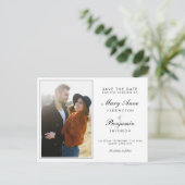 Minimale Modern Zwart Wit Trouwen Save the Date Uitnodiging Briefkaart (Staand voorkant)