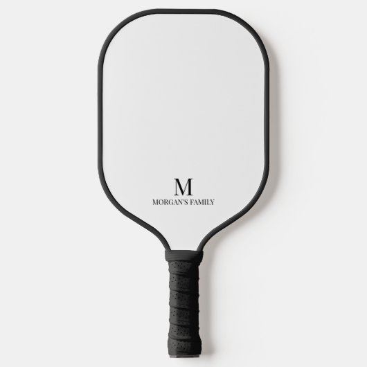 Minimale Moderne Aangepaste Monogram Naam Zwart-wi Pickleball Paddle (Voorkant)