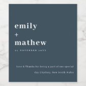 Minimale moderne blauwe typografie bruiloft wijn etiket (Enkel label)