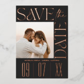 Minimale Moderne Eenvoudige Elegante Chique Foto Folie Uitnodiging (Voorkant)