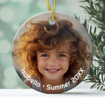 Minimale moderne foto - Retro tekst - Persoonlijk Keramisch Ornament<br><div class="desc">Een eenvoudige, minimale foto met tekst rond de rand. Dit is een geweldig cadeau voor een familielid zoals oma. De foto bevat een verduisterde rand, zodat de tekst op elke foto show. Als u denkt dat uw foto te donker maakt, gaat u eenvoudig naar het geavanceerde ontwerpgebied, kiest u het...</div>