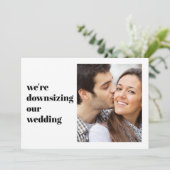 Minimale moderne foto We gaan onze bruiloft kleine Aankondiging (Staand voorkant)