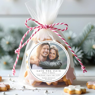 Minimale moderne foto zwart-wit save the date ronde sticker