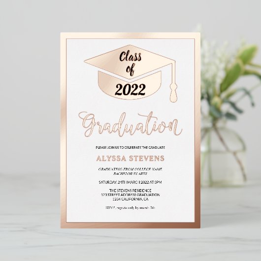 Minimale moderne gouden afstuderen voor roos folie uitnodiging (Staand Voorkant)