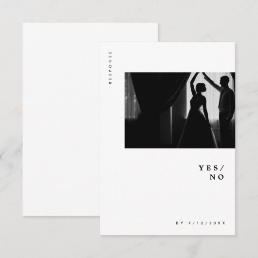 Minimale moderne grafische typografie foto bruilof RSVP kaartje (Voorkant / Achterkant)