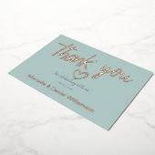 Minimale Moderne Hart- en Script Weddenschap Folie Uitnodiging (Gedraaid)