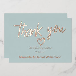 Minimale moderne hart- en scripttrouwkaart  folie uitnodiging