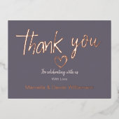 Minimale moderne hart- en scripttrouwkaart folie uitnodiging briefkaart (Voorkant)