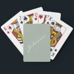 Minimale moderne kalligrafie Groene naam Pokerkaarten<br><div class="desc">Aangepaste speelkaarten met jouw naam in mooie handgeschreven scripts op een stijlvolle groene achtergrond. Geweldig cadeauidee.</div>