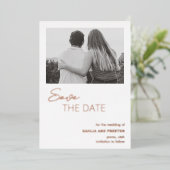 Minimale moderne trouwkaart 'Save the Date' Folie Uitnodiging (Staand Voorkant)
