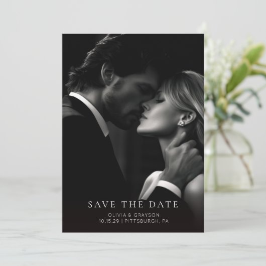 Minimale moderne typografie Foto Bewaar de datum Save The Date (Staand voorkant)