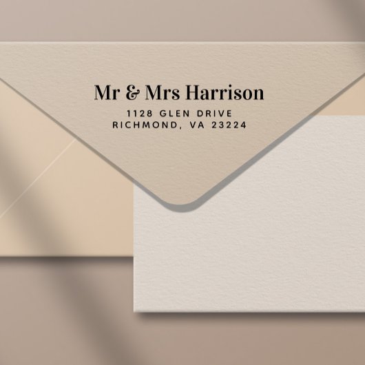 Minimale moderne typografie Mr. Mrs. retouradres Zelfinktende Stempel