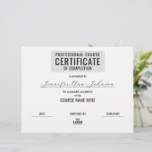 Minimale monochrome zwart-wit certificaat prijs (Staand voorkant)