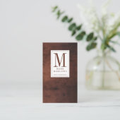 Minimale monogram donkerbruine lederen textuur visitekaartje (Staand voorkant)