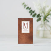 Minimale Monogram Kastanje Bruin Leer Textuur Visitekaartje (Staand voorkant)