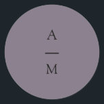Minimale monogram Trendy Chic Dusty Paars Wedding Ronde Sticker<br><div class="desc">Minimalistische monogram Trendy Chic Typography Wedding Classic Round Sticker in Boho Dusty Paars</div>