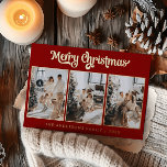 Minimale Multi Photo Collage Red Merry Christmas Folie Feestdagenkaart<br><div class="desc">Minimaal Script Drie Foto Bourgondië Rood Vrolijk Kerstfeest Multi Photo Collage Echte Folie Vakantie Kaart</div>