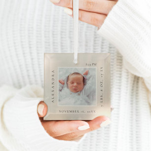 Minimale naam van Baby en geboorte — Fototoetsenbo Glas Ornament