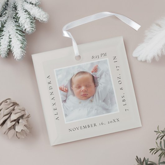 Minimale naam van Baby en geboorte — Fototoetsenbo Glas Ornament