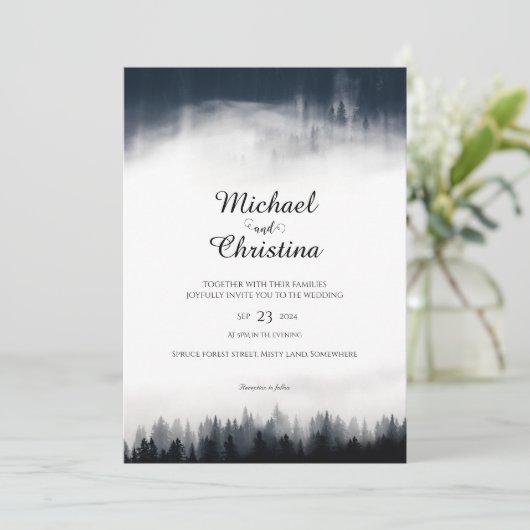 Minimale nevelige sparrenbos natuur bruiloft kaart (Staand voorkant)