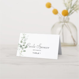 Minimale olievlek met eucalyptus plaatskaartje