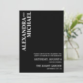 Minimale op zwarte en witte tekst gebaseerde bruil kaart (Staand voorkant)