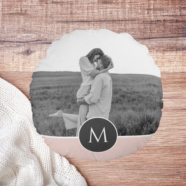 Minimale Pastel roze, persoonlijke naam & foto Rond Kussen (Creator heeft geüpload)