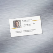 Minimale professionele zwart-gouden fotolay-out magnetisch visitekaartje (Voorbeeld)