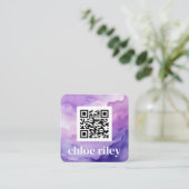 Minimale QR-code Paarse Waterverf Vierkante Visitekaartje (Staand voorkant)