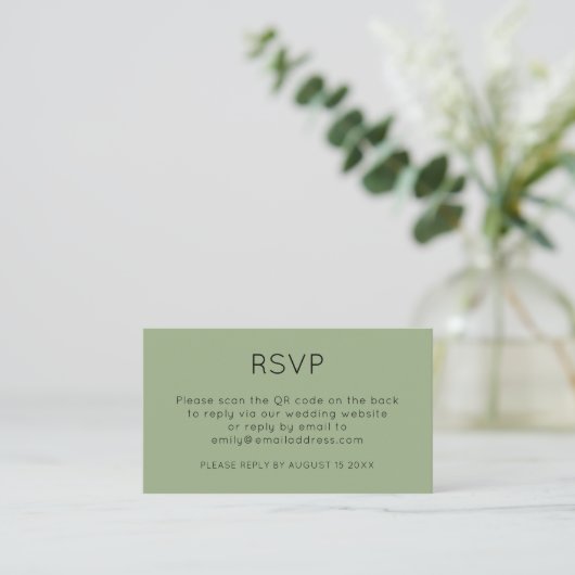 Minimale QR-code Sage Green Wedding RSVP Informatiekaartje (Staand voorkant)